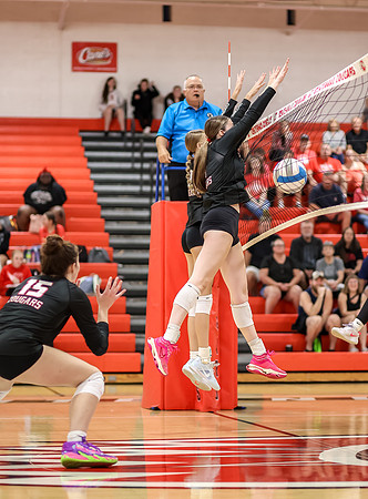 Centennial vs Coon Rapids Girls Varsity Volleyball 111