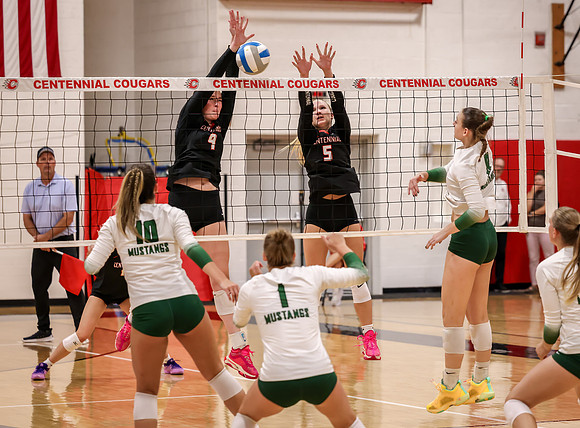 Centennial vs Mounds View Girls Varsity Volleyball 190