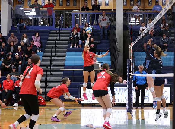 Centennial vs Blaine Girls Varsity Volleyball 236