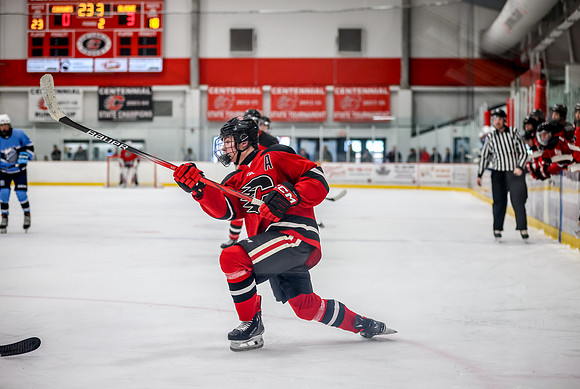 Centennial vs Blaine Varsity Hockey 75