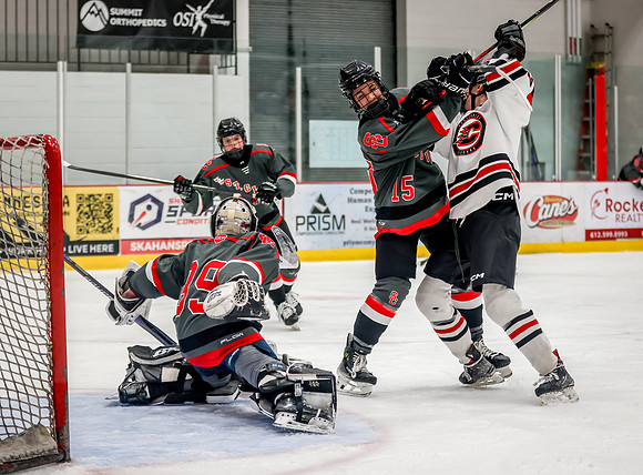 Centennial vs St Cloud Hockey 207