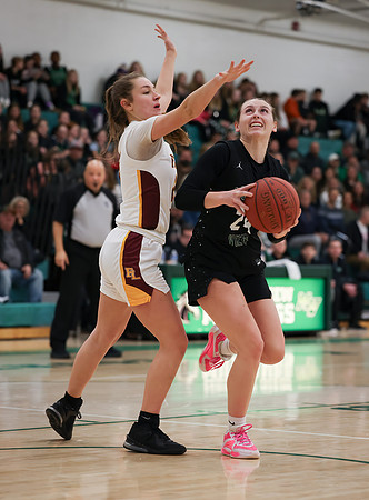Mounds View vs Forest Lake Varsity Basketball 93