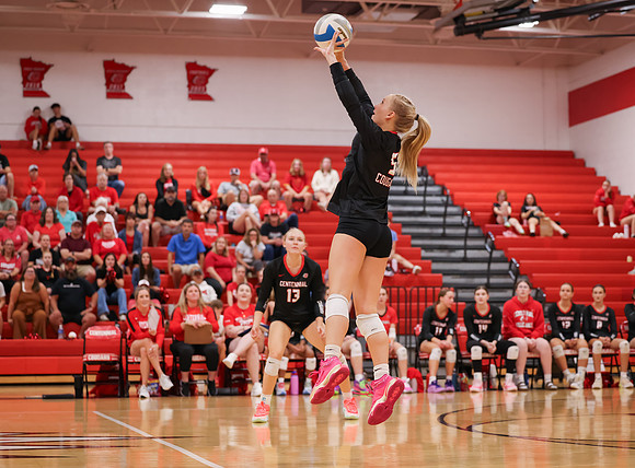 Centennial vs Osseo Girls Varsity Volleyball 161