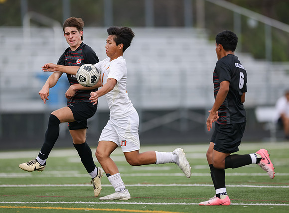 Centennial vs Osseo Varsity Soccer 46