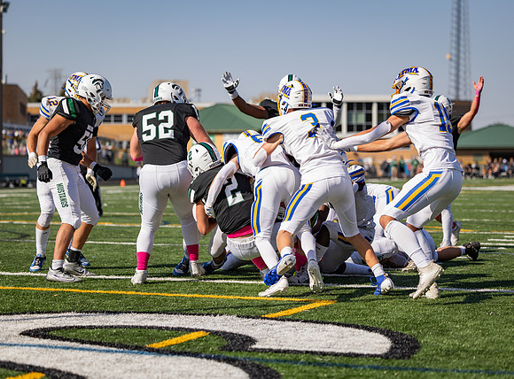 Mounds View vs STMA Varsity Football 157