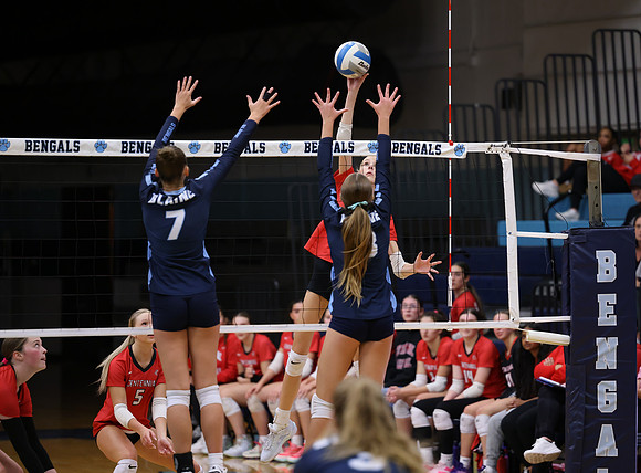 Centennial vs Blaine Girls Varsity Volleyball 145