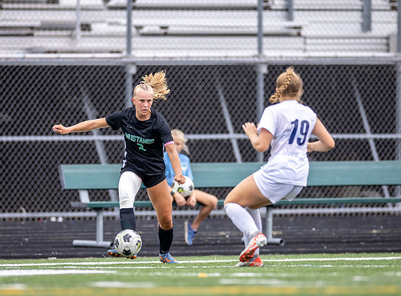 Mounds View vs Blaine Varsity Soccer 286