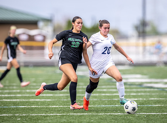 Mounds View vs Blaine Varsity Soccer 199