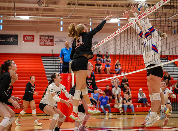 3742 Centennial vs Cambridge-Isanti Girls Varsity Volleyball