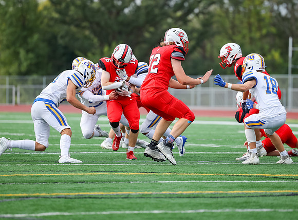 Centennial vs STMA JV Football 14