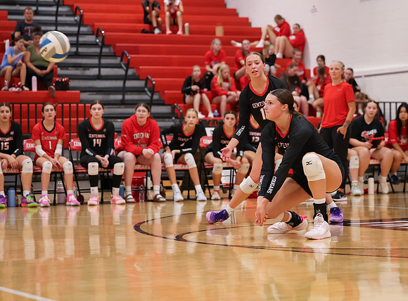 Centennial vs Osseo Girls Varsity Volleyball 59