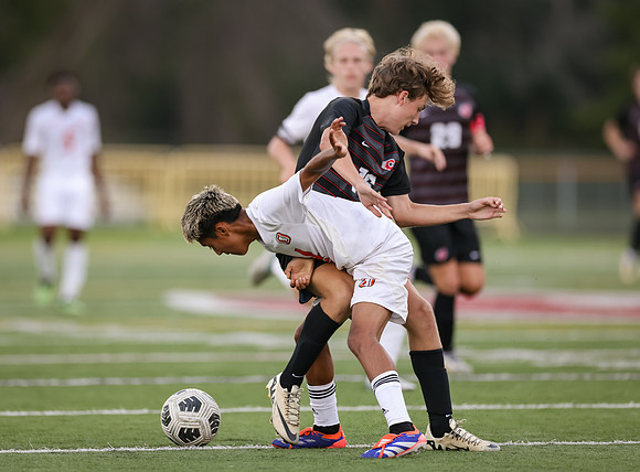 Centennial vs Osseo Varsity Soccer 124