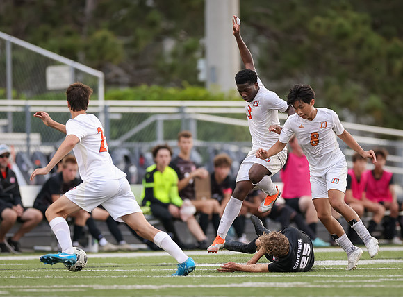 Centennial vs Osseo Varsity Soccer 204