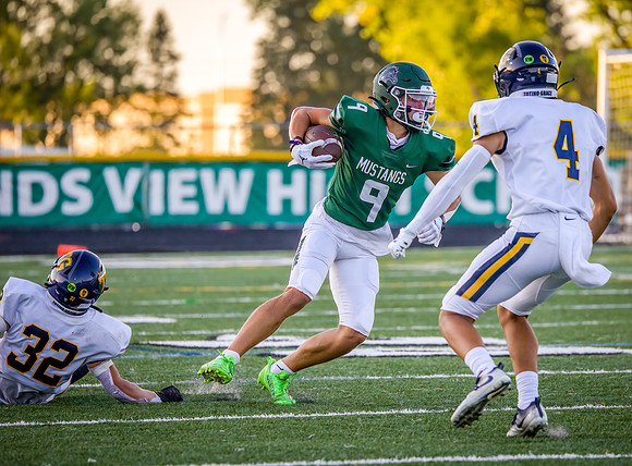 Mounds View vs Totino Grace Varsity Football 119