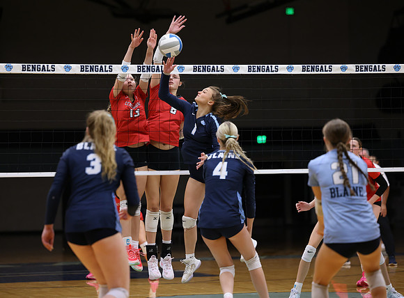 Centennial vs Blaine Girls Varsity Volleyball 151