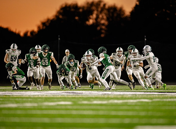 Mounds View vs Park Football 37