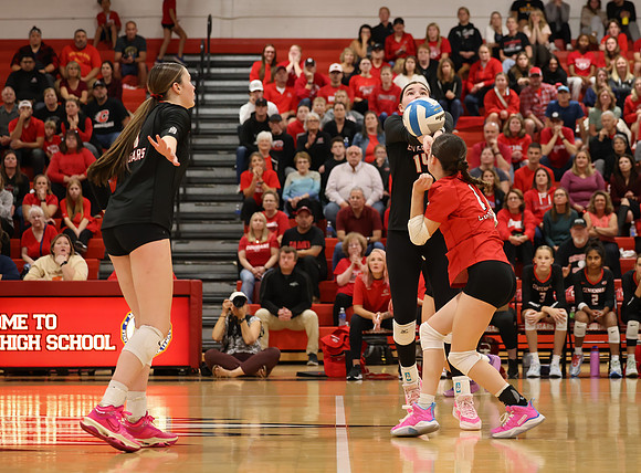 Centennial vs Blaine Girls Varsity Volleyball 276