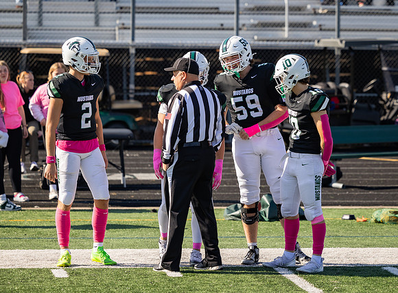 Mounds View vs STMA Varsity Football 9