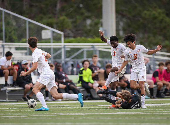 Centennial vs Osseo Varsity Soccer 205