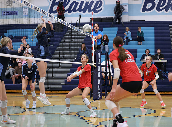 Centennial vs Blaine Girls Varsity Volleyball 140