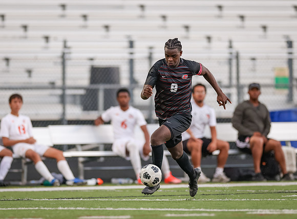 Centennial vs Osseo Varsity Soccer 214