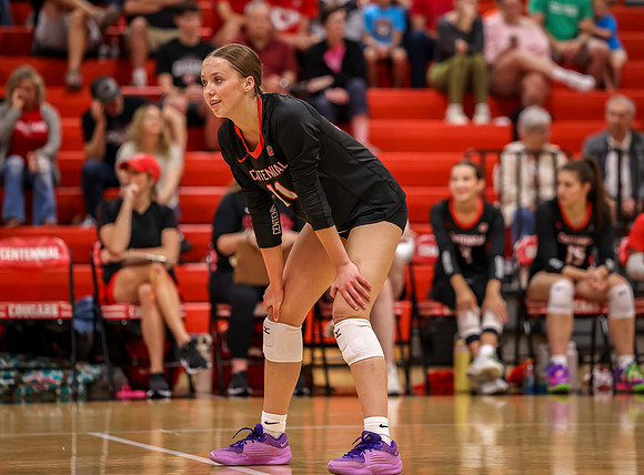 Centennial vs Duluth East Varsity Volleyball 25