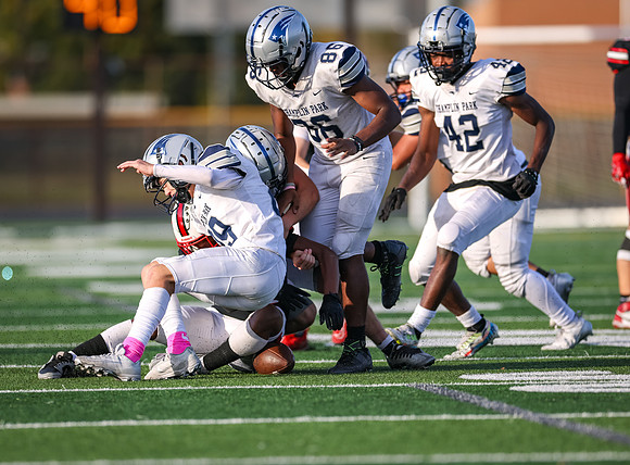 Centennial vs Champlin JV Football 209