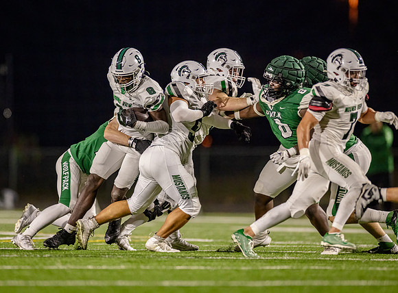 Mounds View vs Park Football 137
