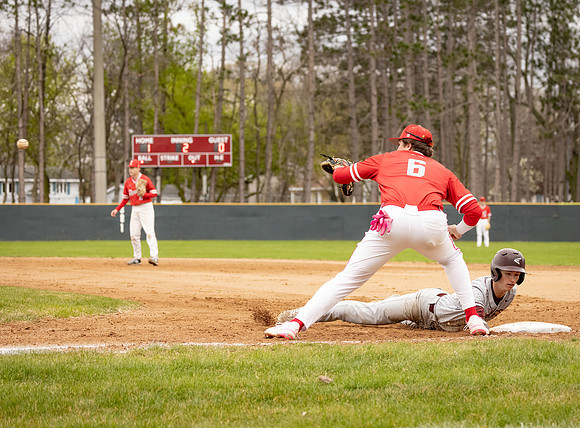 Forest Lake vs Duluth East Varsity Baseball 316