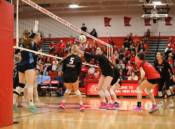Centennial vs Blaine Girls Varsity Volleyball 292