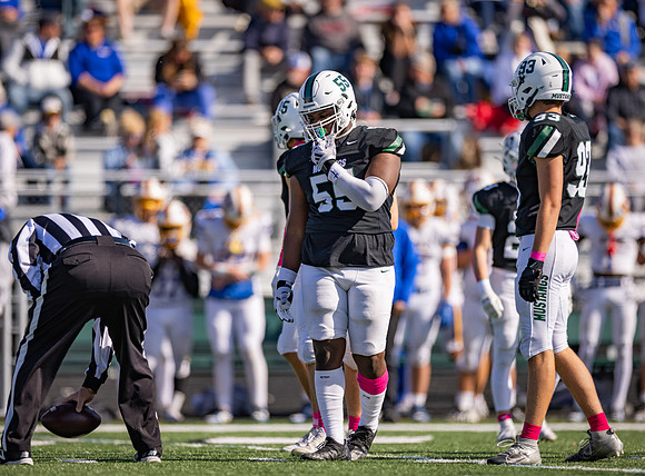 Mounds View vs STMA Varsity Football 55