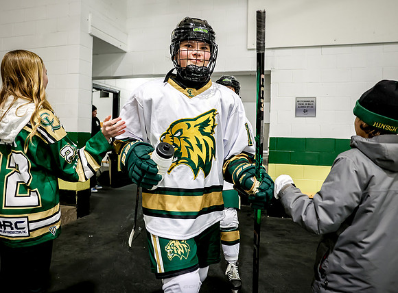 Chisago vs Rogers Varsity Hockey 249