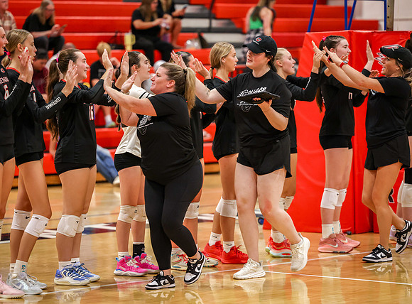 3785 Centennial vs Cambridge-Isanti Girls Varsity Volleyball