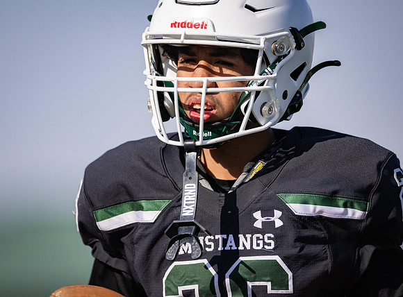 Mounds View vs STMA Varsity Football 253