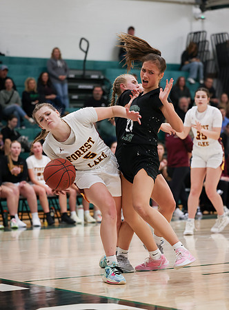 Mounds View vs Forest Lake Varsity Basketball 210
