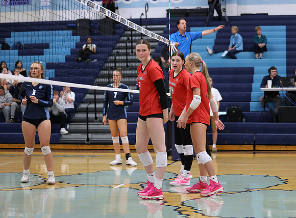 Centennial vs Blaine Girls Varsity Volleyball 113