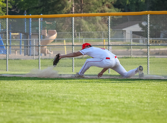 Centennial vs Buffalo Varsity Baseball 395