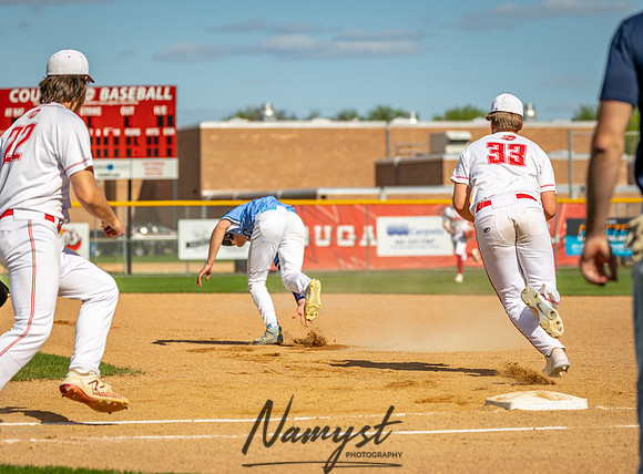 Centennial vs Blaine Varsity Baseball 090