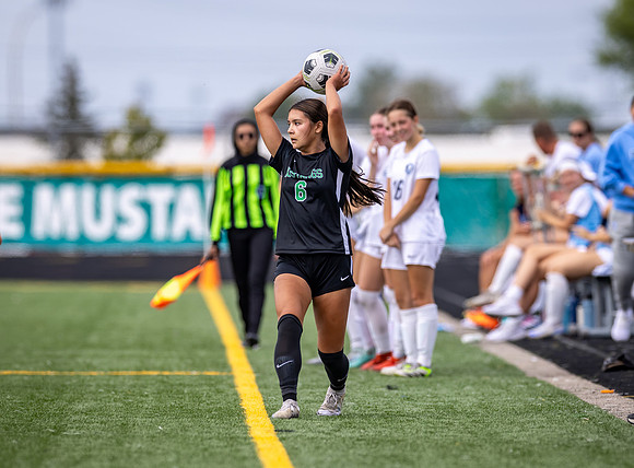 Mounds View vs Blaine Varsity Soccer 244