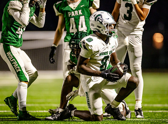 Mounds View vs Park Football 63