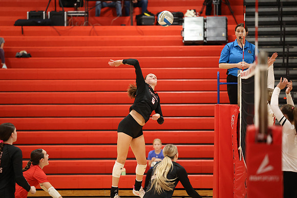 Centennial vs Coon Rapids Girls Varsity Volleyball 157