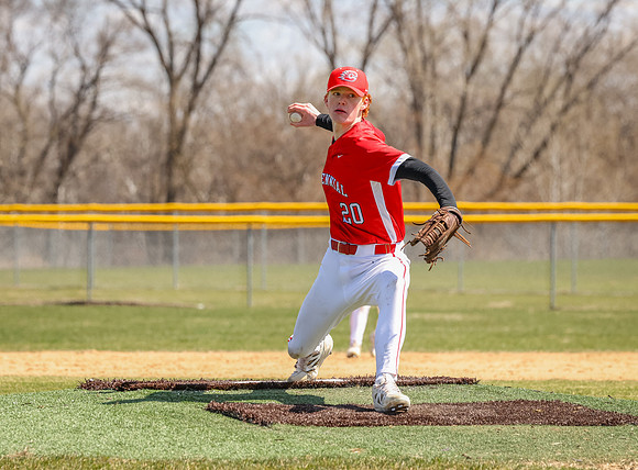 Centennial vs Mahtomedi JV Baseball_1376