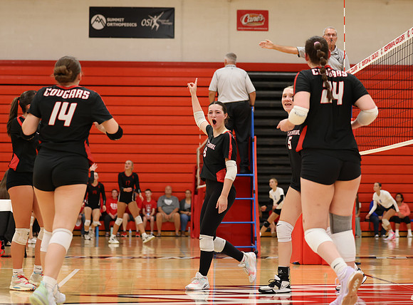 Centennial vs Cambridge-Isanti Girls JV Volleyball 40