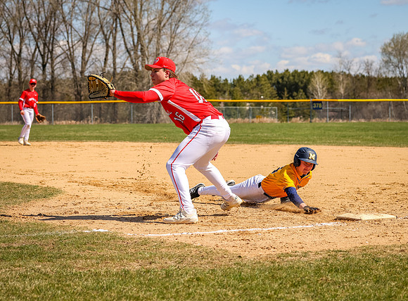 Centennial vs Mahtomedi JV Baseball_592