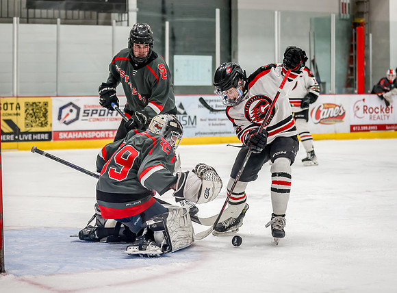 Centennial vs St Cloud Hockey 231