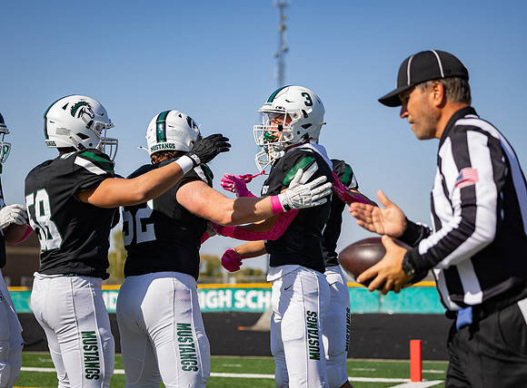 Mounds View vs STMA Varsity Football 96