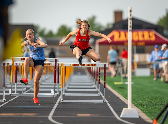 6 Track and Field Varsity Section Finals