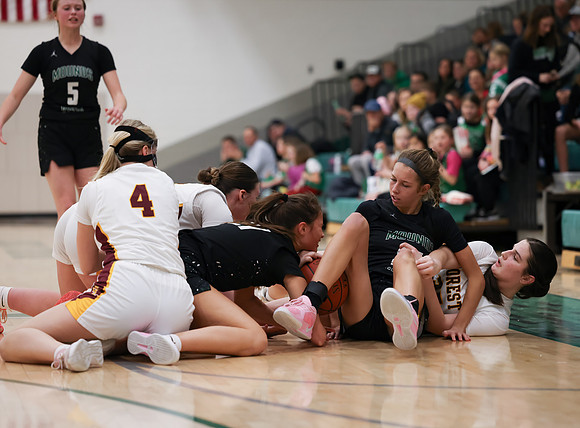 Mounds View vs Forest Lake Varsity Basketball 97