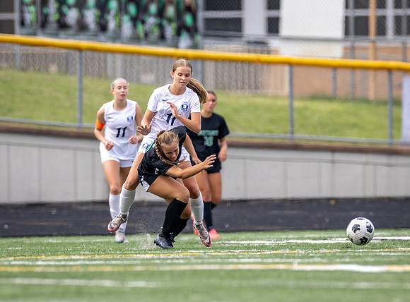 Mounds View vs Blaine Varsity Soccer 226