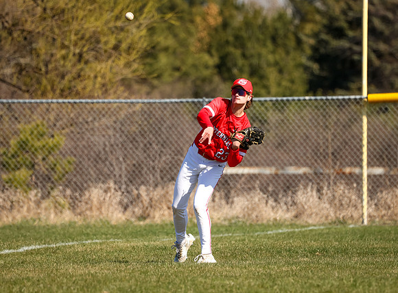 Centennial vs Mahtomedi JV Baseball_21